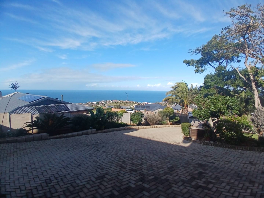 3 Bedroom Property for Sale in Dana Bay Western Cape